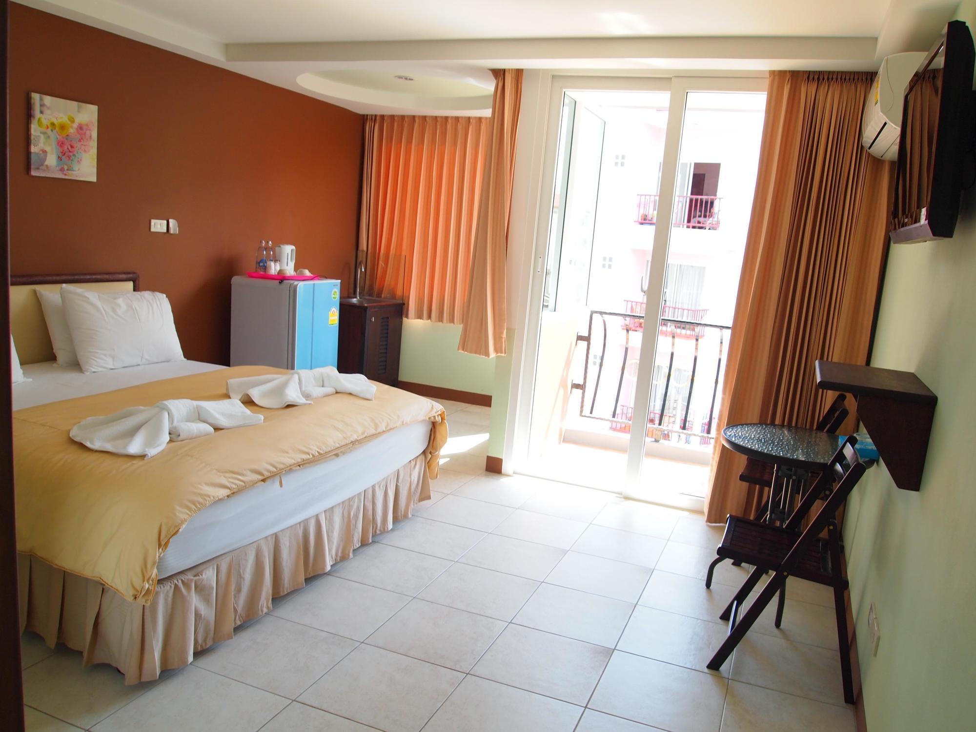 The Right Resort Pattaya Eksteriør billede
