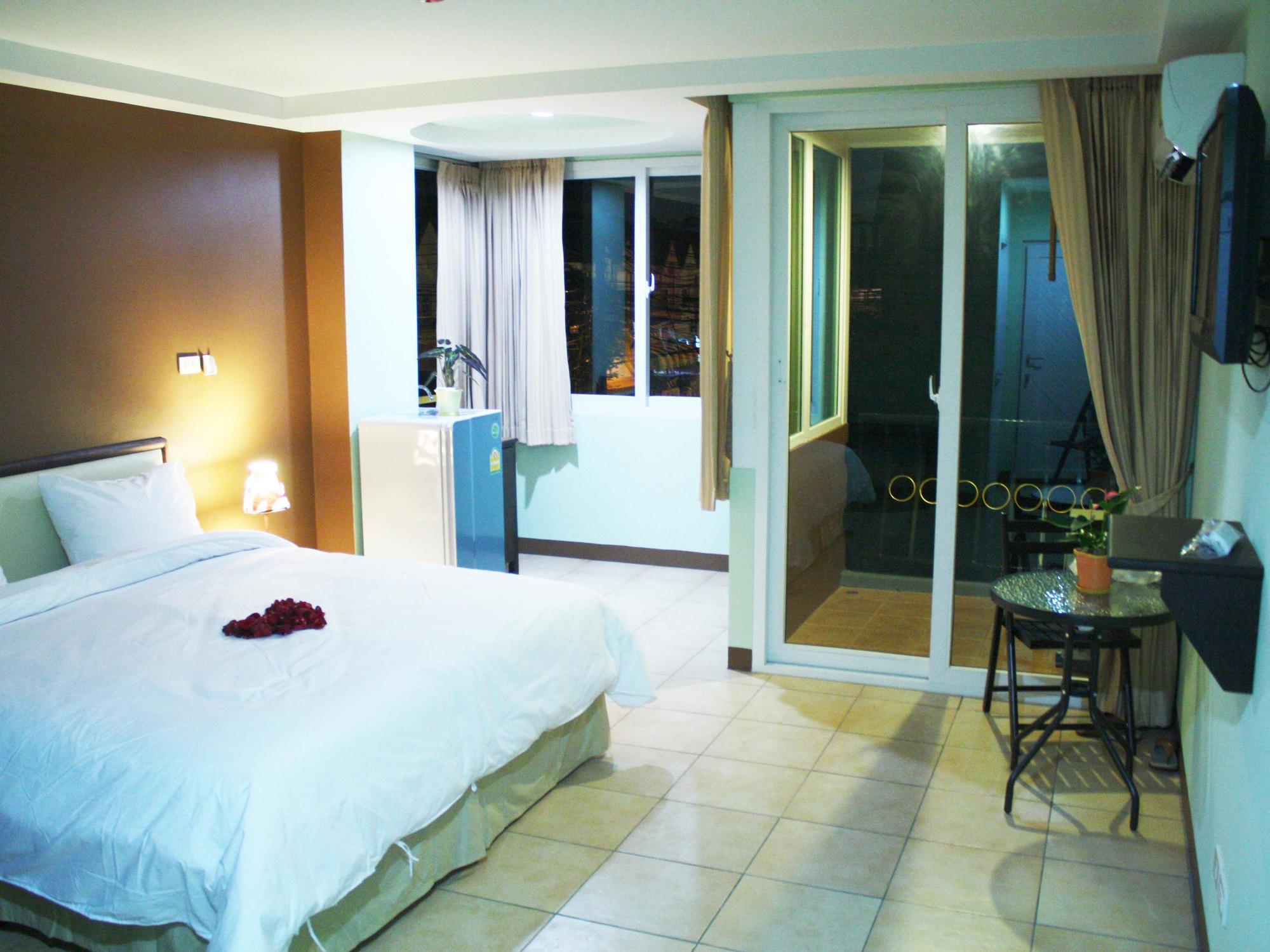 The Right Resort Pattaya Eksteriør billede