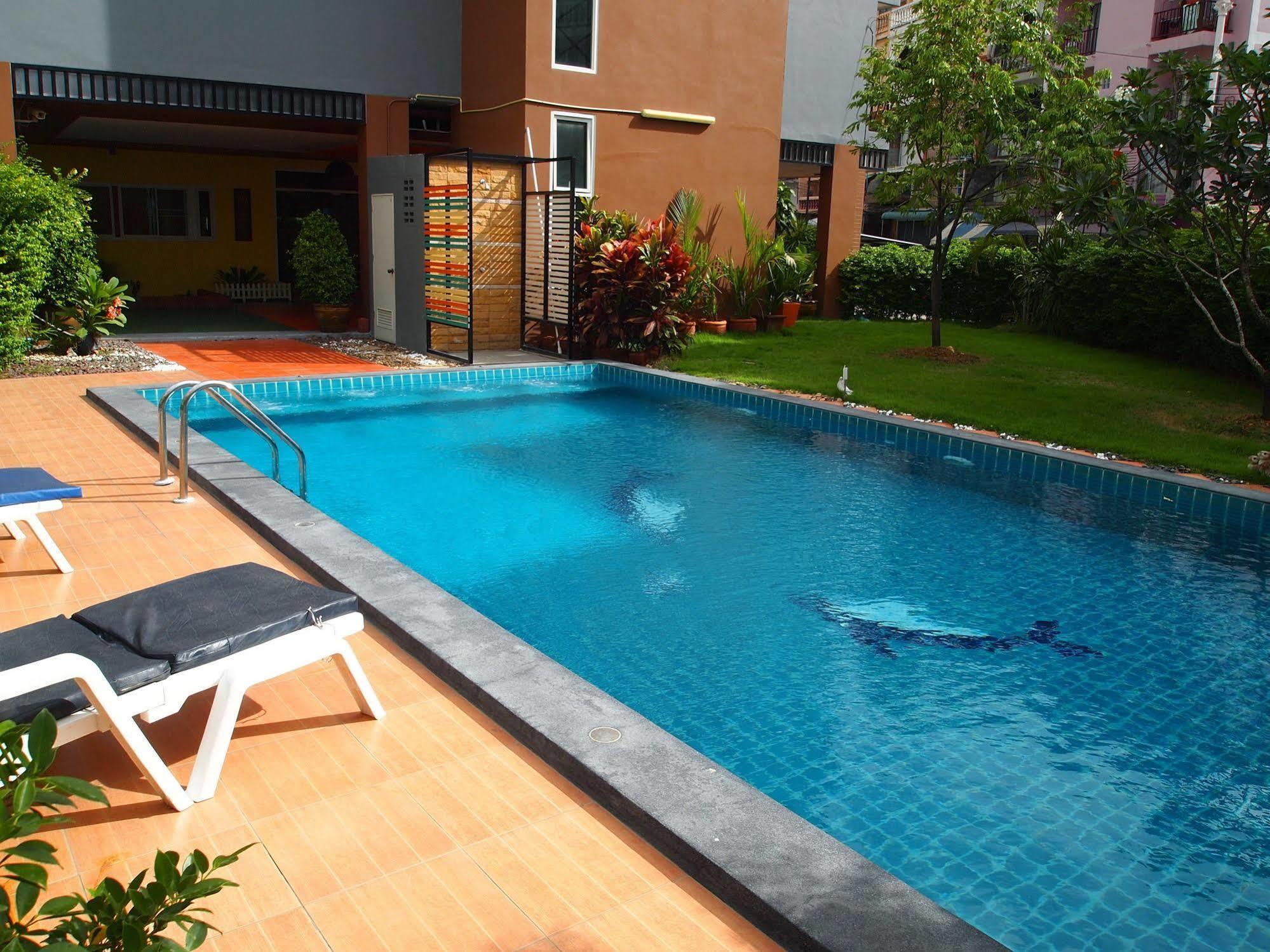 The Right Resort Pattaya Eksteriør billede